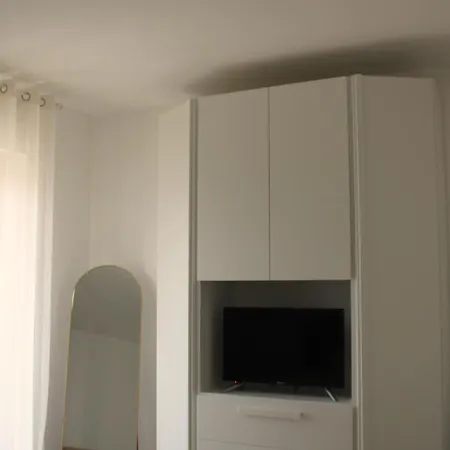 Apartman Solis 22 *